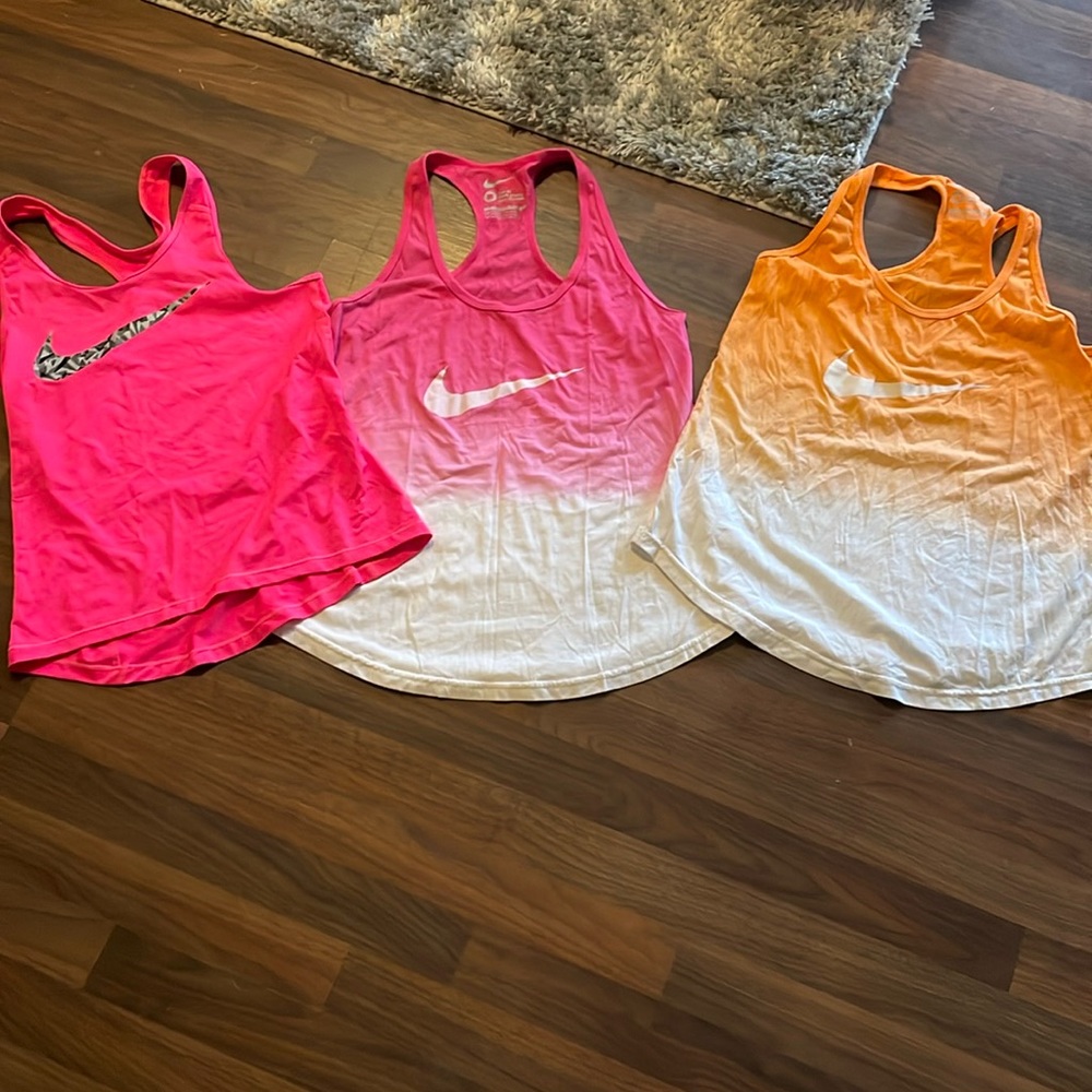 Nike tanks